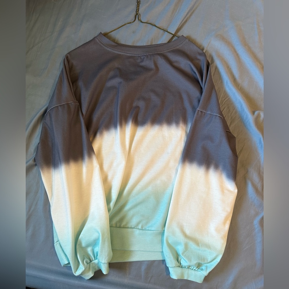 Ombre Sweater. Super comfy.  Worn 2x.